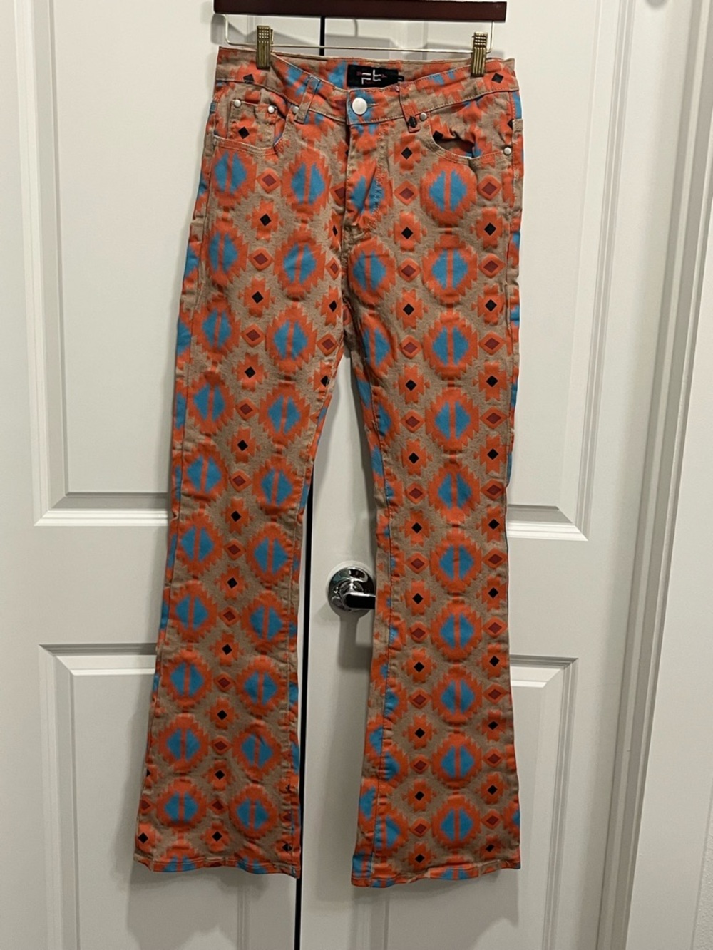 Fallon Taylor Women’s Size 31 Aztec Flare Bootcut Jeans Festival Boho Indie